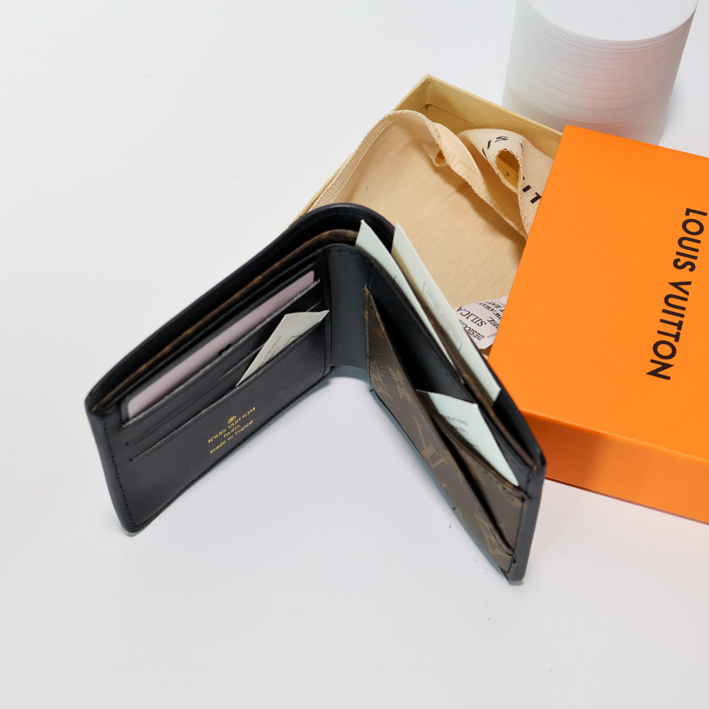 Louis Vuitton Mens Bifold Wallet