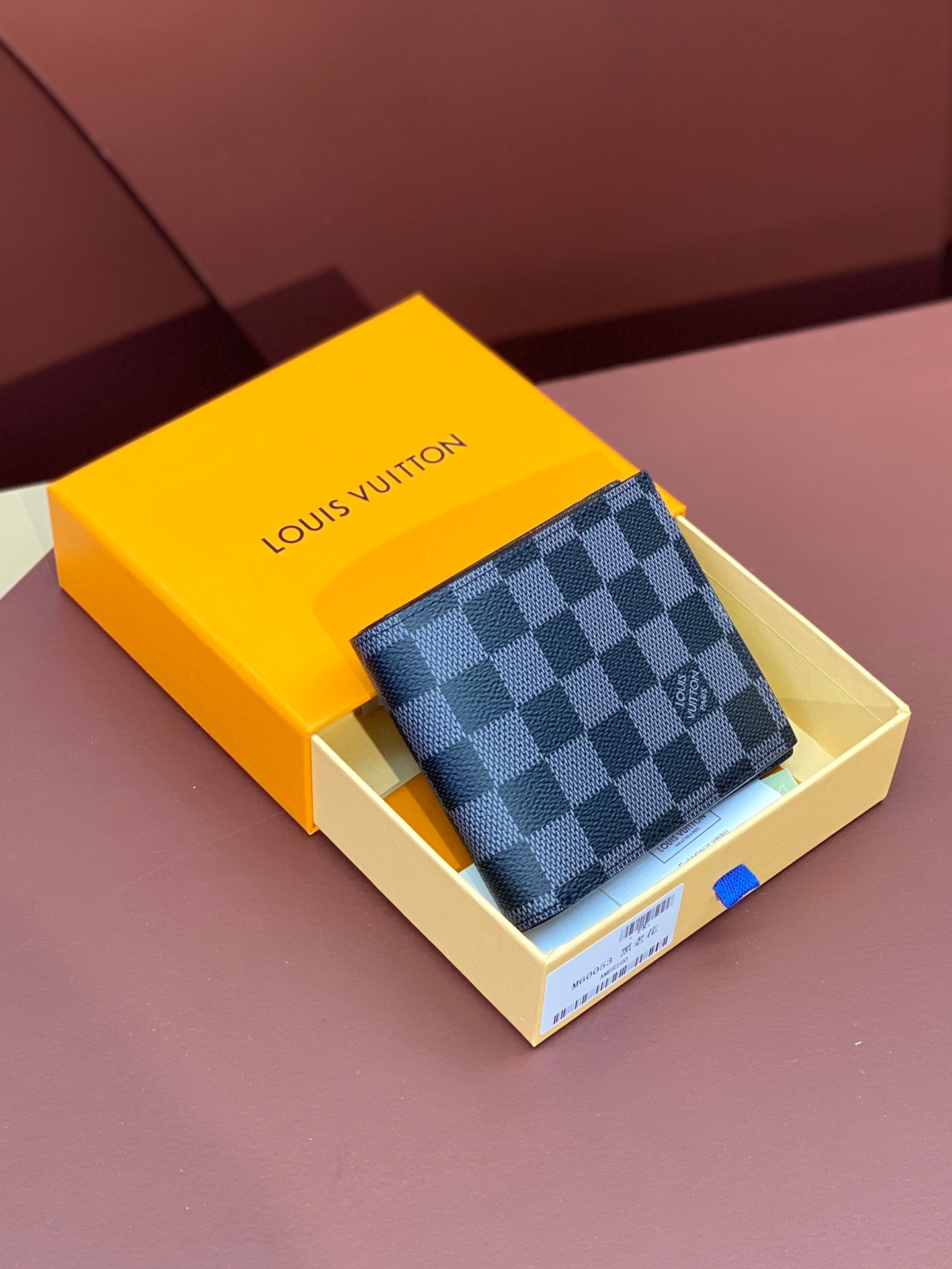 Louis Vuitton Mens Trifold Wallet with Zipper