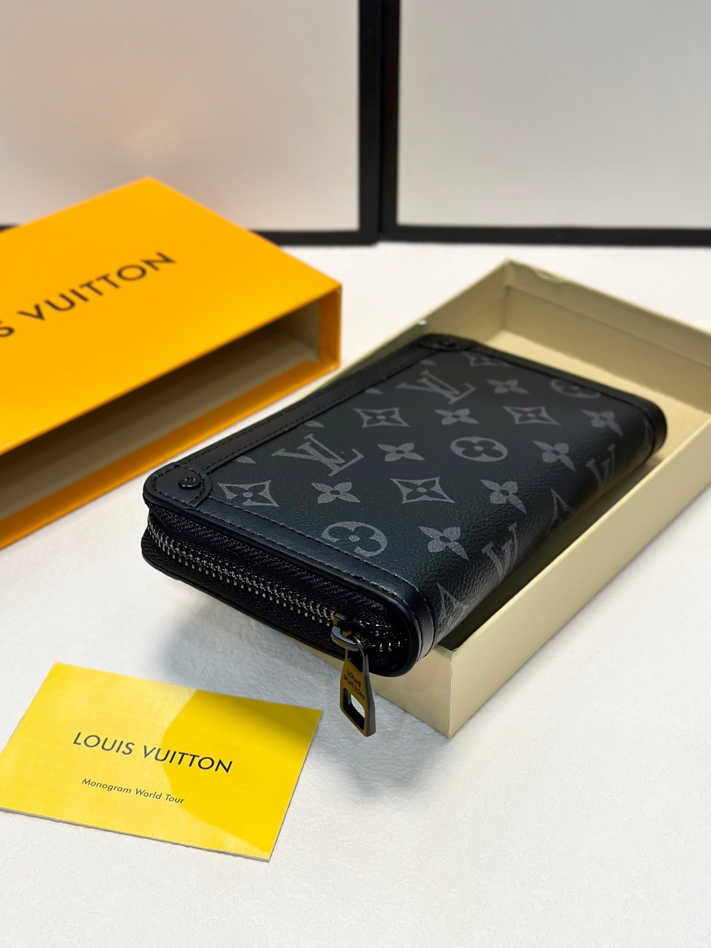 LV Zippy Wallet Black Monogram